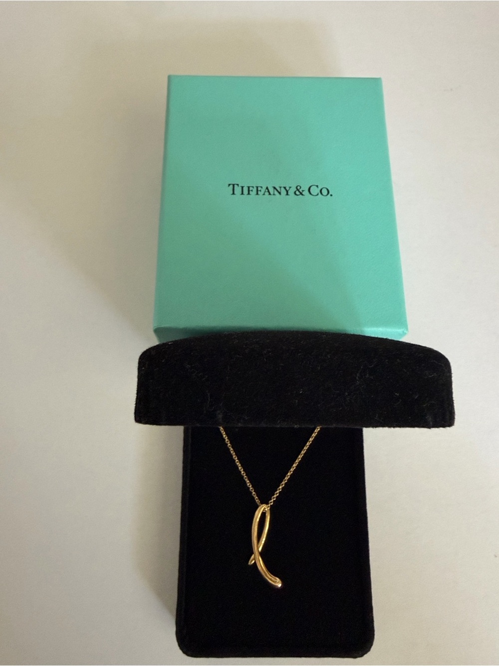 Tiffany & Co. Elsa Peretti Initial “L” Pendant Necklace - 18k Yellow Gold